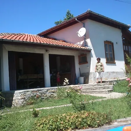 Bardeni Hotel 3*